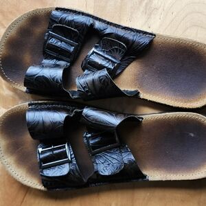 Black Posh Panda Barefoot Sandals